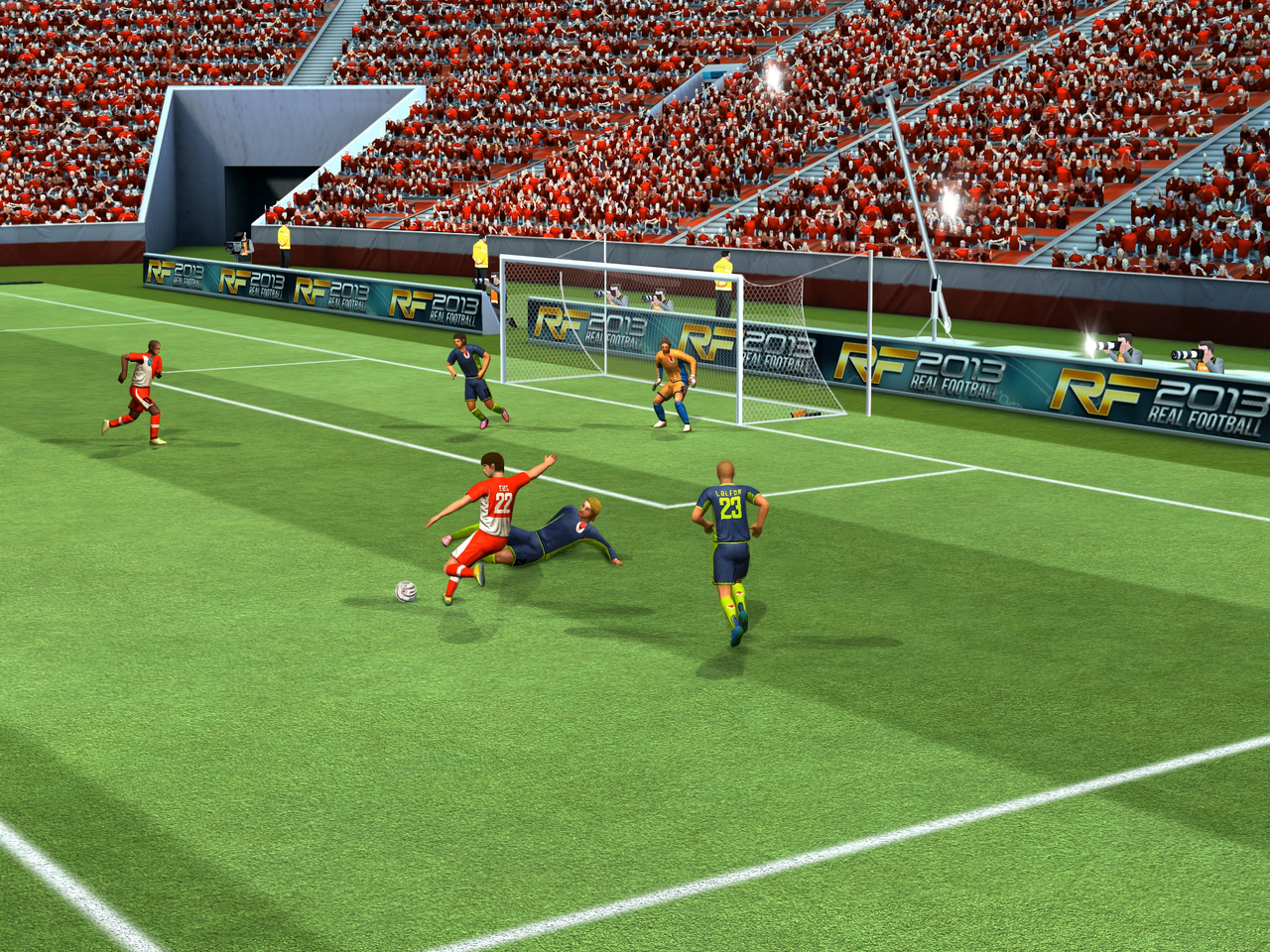 Download Game Real Football 2013 Java 320x240